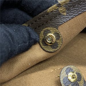 Atlantis GM M46817 Monogram-8.jpg