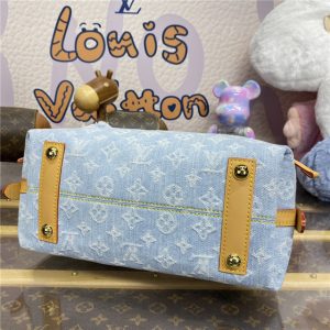 CarryAll PM M11462 Sky Blue Denim-4.jpg
