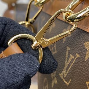 Dauphine Backpack PM M45142 M44827-7.jpg