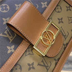 Dauphine MM M45958-5.jpg