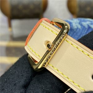 Hills Pochette M82949-7.jpg