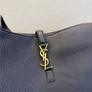 LE 5 A 7 Bea Bag 763435 Black-7.jpg