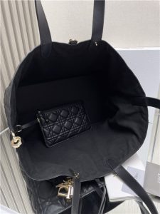 Large Dior Toujours Bag M2820 Black-9.jpg
