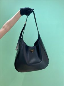 Large Leather Shoulder Bag 1BC181 Black-2.jpg