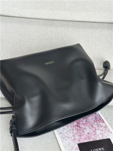 Loewe Flamenco Clutch 11050 Black-5.jpg