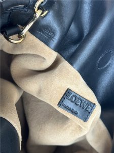 Loewe Flamenco Clutch 11050 Black-9.jpg