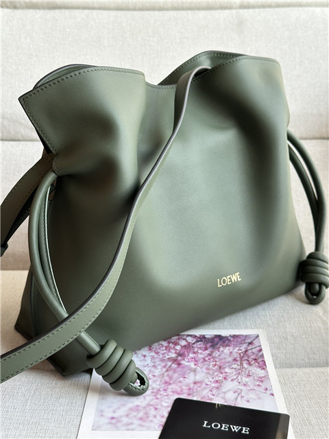 Loewe Flamenco Clutch 11050 Bottle Green-2.jpg