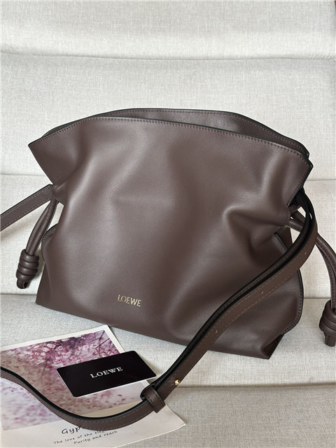 Loewe Flamenco Clutch 11050 Chocolate-2.jpg