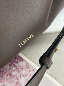 Loewe Flamenco Clutch 11050 Chocolate-8.jpg