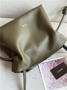 Loewe Flamenco Clutch 11050 Khaki Green-4.jpg