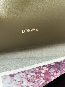 Loewe Flamenco Clutch 11050 Khaki Green-6.jpg