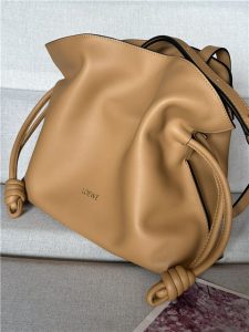 Loewe Flamenco Clutch 11050 Warm Desert-4.jpg