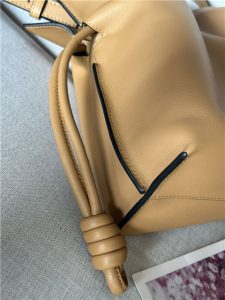 Loewe Flamenco Clutch 11050 Warm Desert-7.jpg