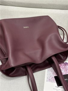 Loewe Large Flamenco Clutch 11049 Burgundy-6.jpg