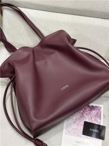 Loewe Large Flamenco Clutch 11049 Burgundy-7.jpg