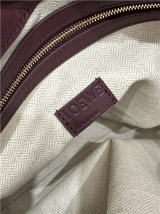 Loewe Large Flamenco Clutch 11049 Burgundy-9.jpg
