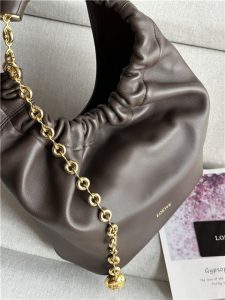 Loewe Small Squeeze Bag 3901 Chocolate-3.jpg