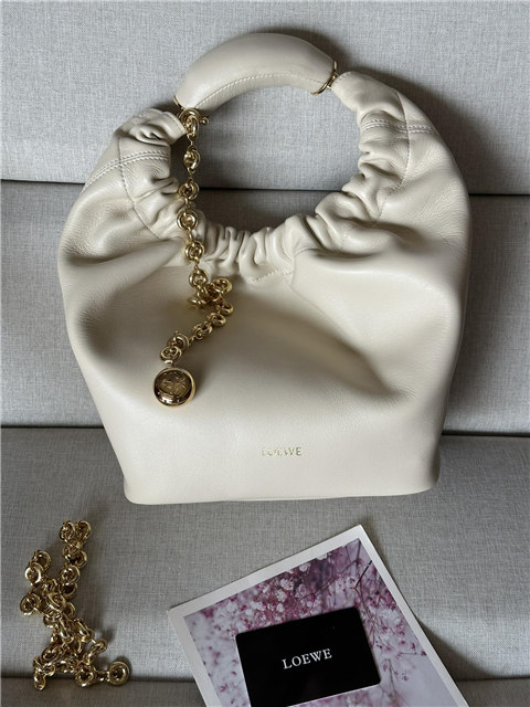 Loewe Small Squeeze Bag 3901 White-1.jpg