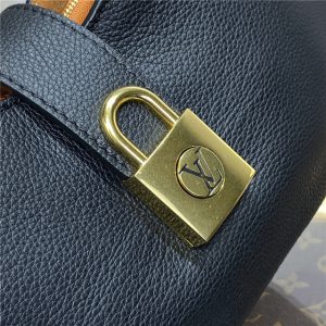 Low Key Shoulder Bag M24611 Black-5.jpg