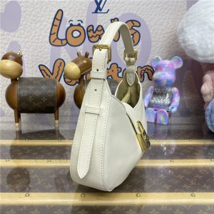 Low Key Shoulder Bag M24990 Quartz-2.jpg
