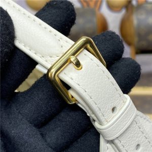 Low Key Shoulder Bag M24990 Quartz-7.jpg