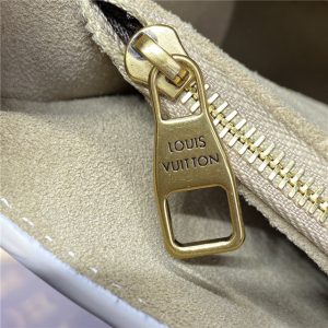 Low Key Shoulder Bag M24990 Quartz-8.jpg