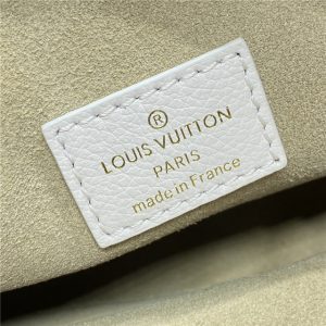 Low Key Shoulder Bag M24990 Quartz-9.jpg