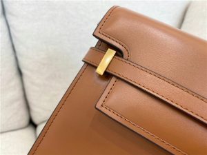 Manhattan Shoulder Bag 579271 Brown Box-8.jpg