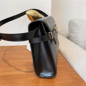 Manhattan Small Shoulder Bag 675626 Black Box-4.jpg