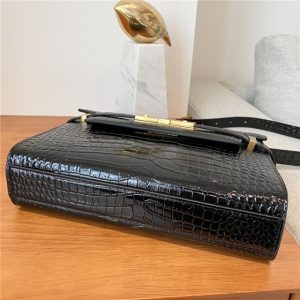 Manhattan Small Shoulder Bag 675626 Black Crocodile-6.jpg