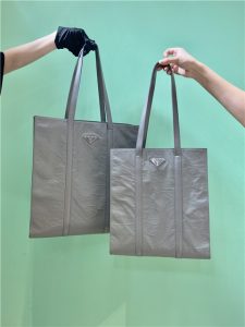 Medium Antiqued Nappa Leather Tote Bag 1BG587 Gray-10.jpg