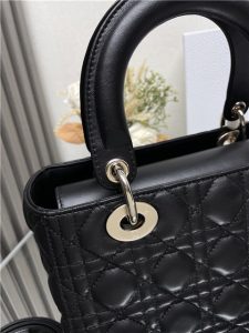 Medium Lady Dior Bag M0565 Black Lambskin-6.jpg
