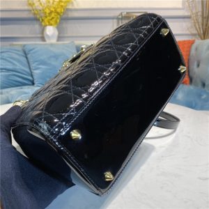 Medium Lady Dior Bag M0565 Black Patent-4.jpg