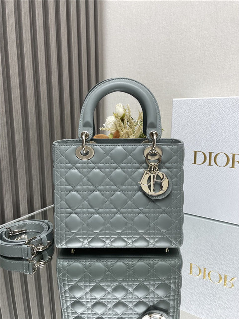 Medium Lady Dior Bag M0565 Grey Lambskin-1.jpg