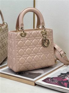 Medium Lady Dior Bag M0565 Pink Lambskin-3.jpg