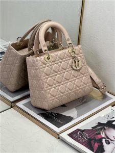 Medium Lady Dior Bag M0565 Pink Lambskin-4.jpg