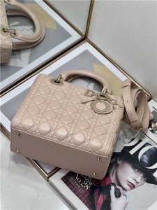 Medium Lady Dior Bag M0565 Pink Lambskin-5.jpg