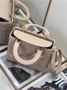 Medium Lady Dior Bag M0565 Pink Lambskin-8.jpg