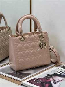 Medium Lady Dior Bag M0565 Pink Patent-1.jpg