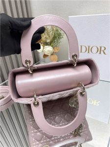 Medium Lady Dior Bag M0565 Pink Pearlescent-7.jpg