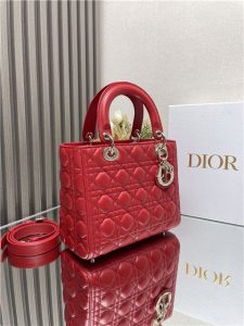 Medium Lady Dior Bag M0565 Red Lambskin-2.jpg
