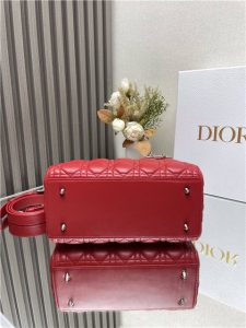 Medium Lady Dior Bag M0565 Red Lambskin-4.jpg