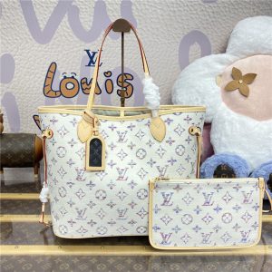 Neverfull MM M24905-1.jpg