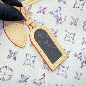 Neverfull MM M24905-6.jpg