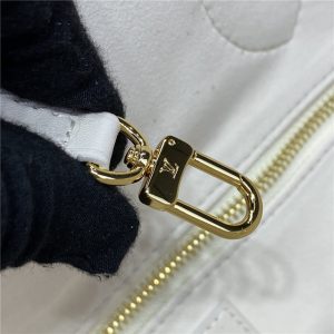Neverfull MM M47080-7.jpg