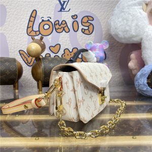 Pochette Metis East West M46914-2.jpg