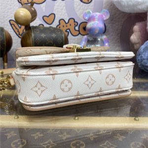 Pochette Metis East West M46914-4.jpg