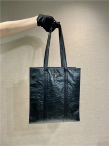 Small Antique Nappa Leather Tote 1BG459 Black-1.jpg