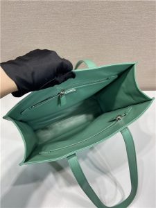 Small Antique Nappa Leather Tote 1BG459 Green-8.jpg