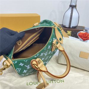 Speedy P9 Bandouliere 25 M24423 Green-9.jpg